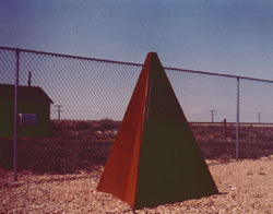 Photo of the commemorative cairn.